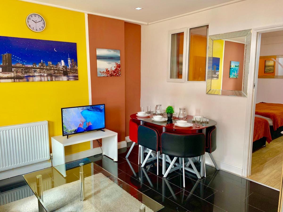London Luxury 2Bedrooms, Reception, Garden, Apartment Ilford Dış mekan fotoğraf